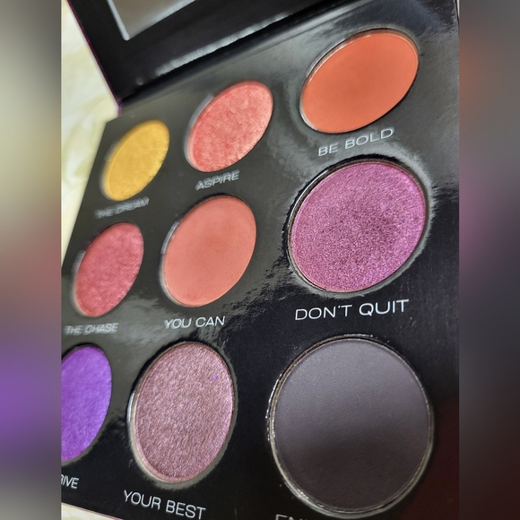 Sydney Grace, Chase Your Dreams Palette - Picture 9 of 9